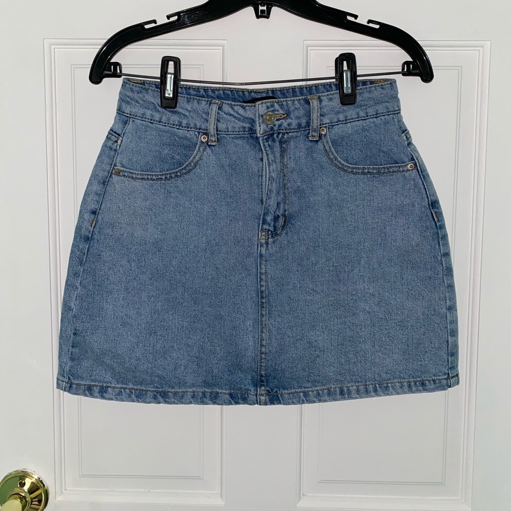 F21 SKIRT : SIZE S